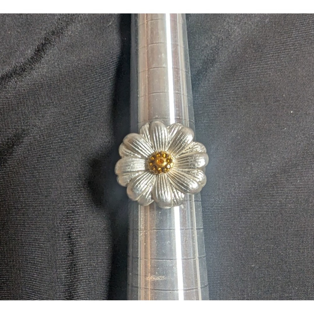 FLORAL Flower Statement Ring Womens Size 9.5 Silver Tone Daisy Design